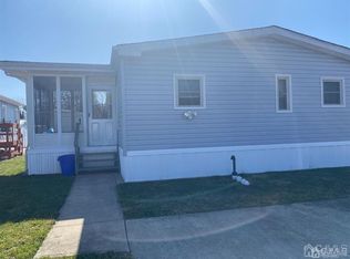 28 Longfellow Rd, North Brunswick, NJ 08902