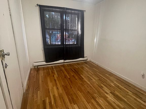 4th image of 268 Boerum St #L1