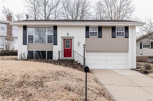 1st image of 95 Thorncliff Ln