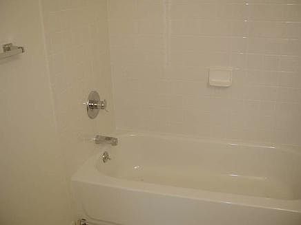 5th image of 41058 Southwind Dr