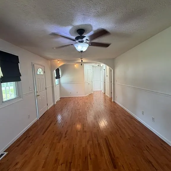 108 Forestdale Ave — Photo 2