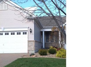 2075 Hawks Landing Dr, Lake Saint Louis, MO 63367