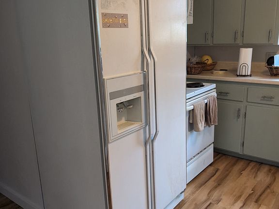 4th image of 61 Paine Ave #B