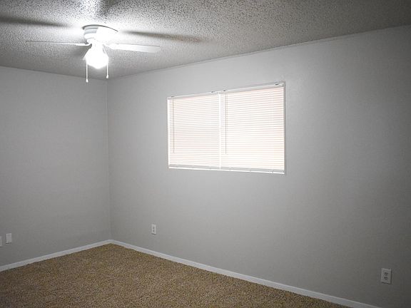 5th image of 1606 Elkhart Ave APT 6