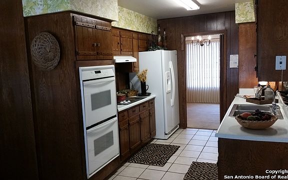 2nd image of 3006 Mayfair Dr