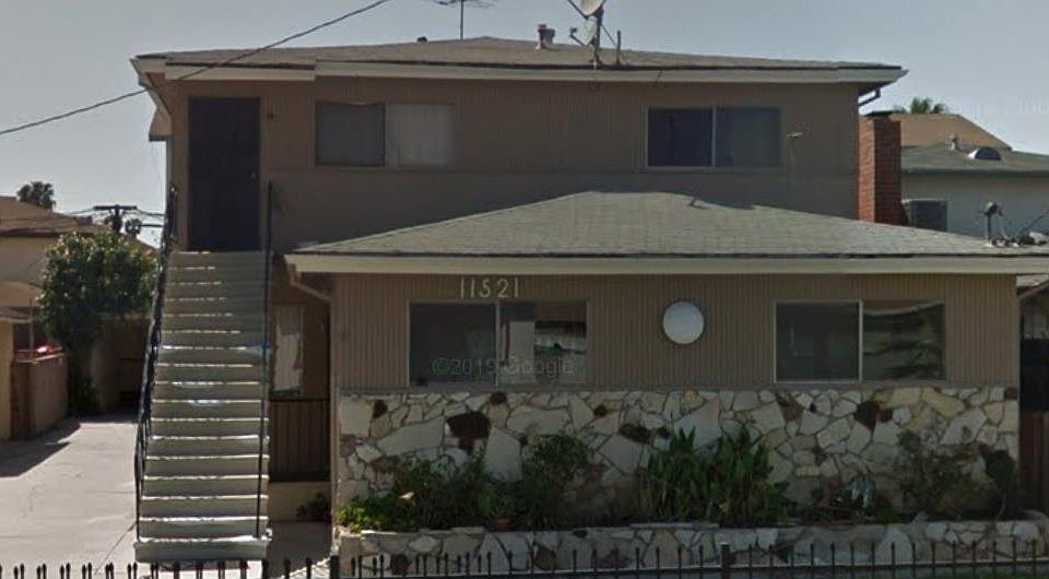 1st image of 11521 Oxford Ave