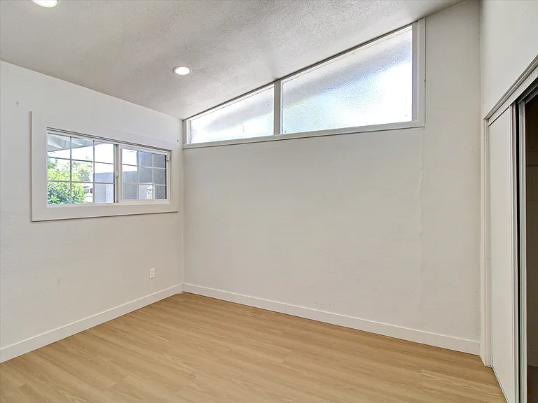 5330 Nottingham Rd — Photo 16