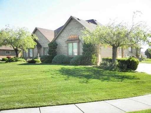 3rd image of 46384 Hawkins Ct
