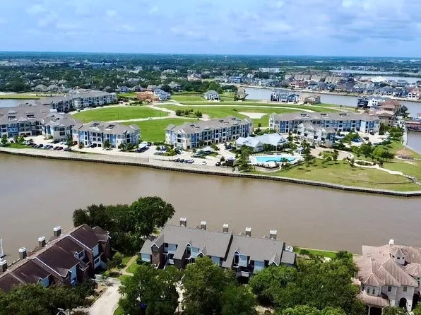 1933 Enterprise Ave, League City, TX 77573