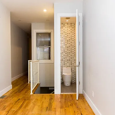 Rented by Nooklyn NYC LLC | media 14