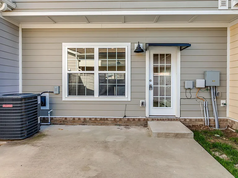 252 Mary Ann Cir — Photo 20
