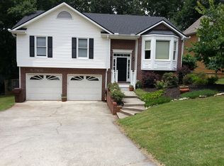 32 White Oak Dr, Cartersville, GA 30121