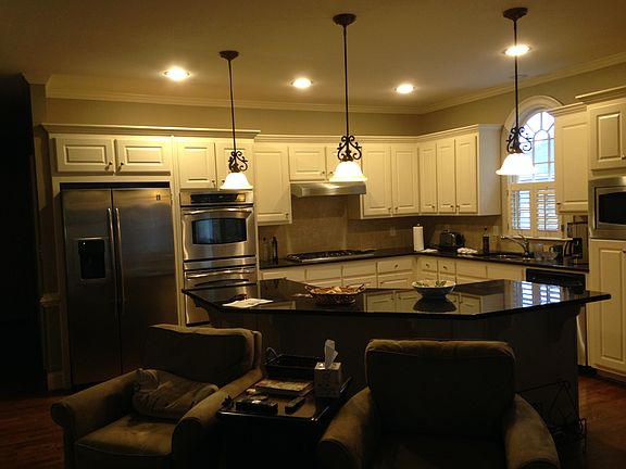 4th image of 7471 Biltmore Ln