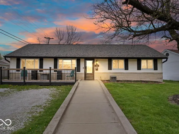 53 Crestview Dr, Greenwood, IN 46143