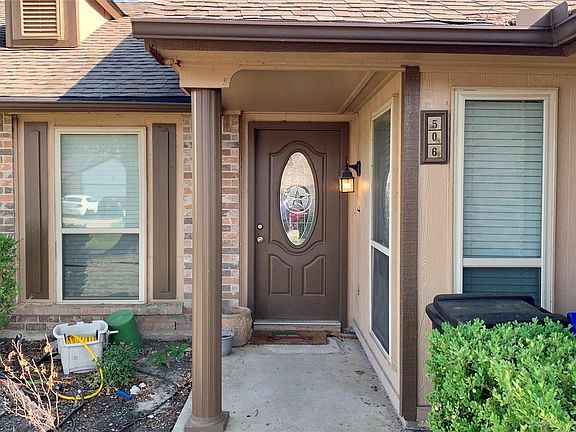 2nd image of 506 Magnolia Dr