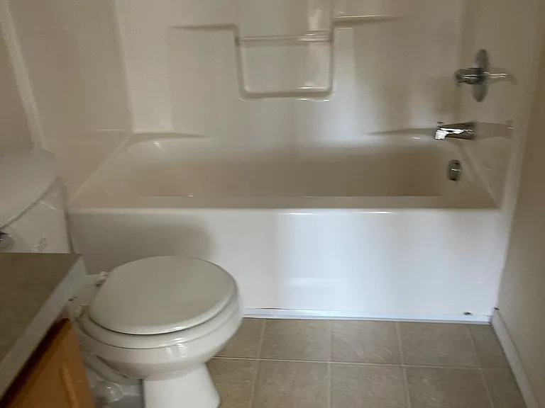 8626 SE Lafayette St #2 — Photo 24