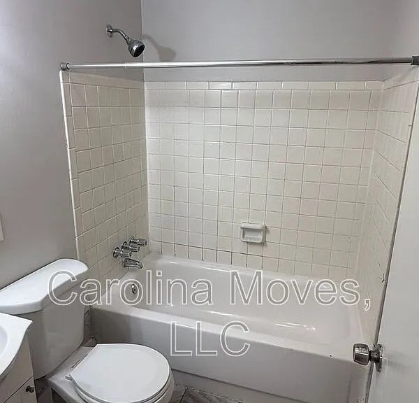 2530 E North St #13-G — Photo 11