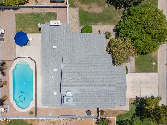 3rd image of 1436 E KENT Avenue