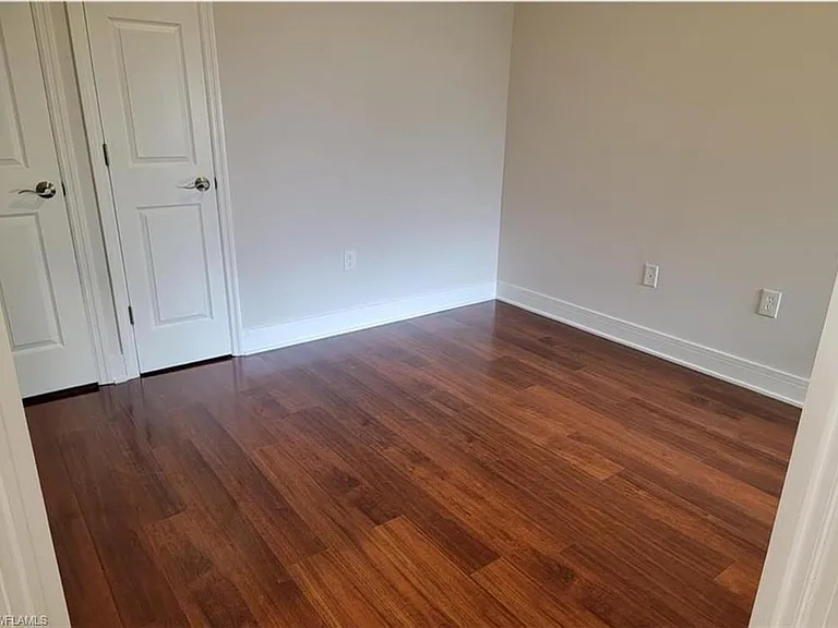 1315 Henley St #1003 — Photo 10