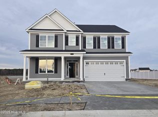 210 Arbormoor Ln, Moyock, NC 27958