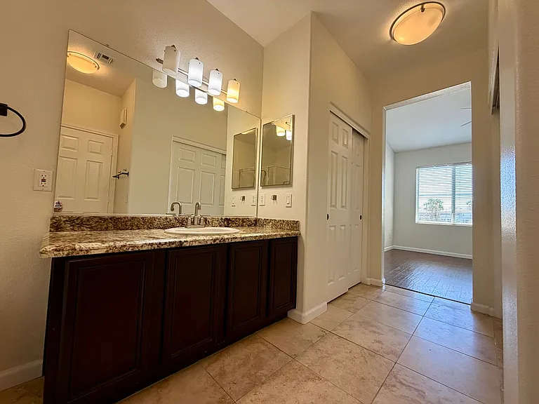704 Peachy Canyon Cir #202 — Photo 35