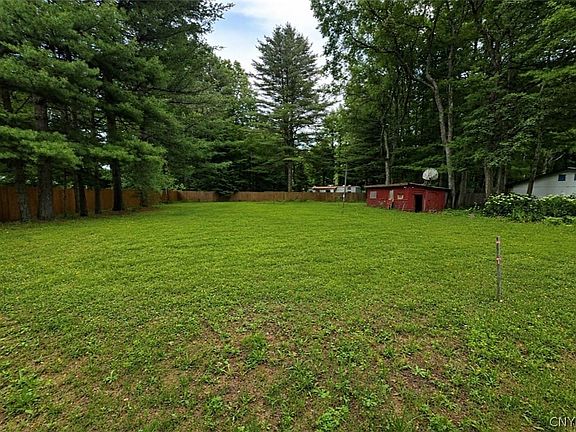 2nd image of 7228 Irish Settlement Rd