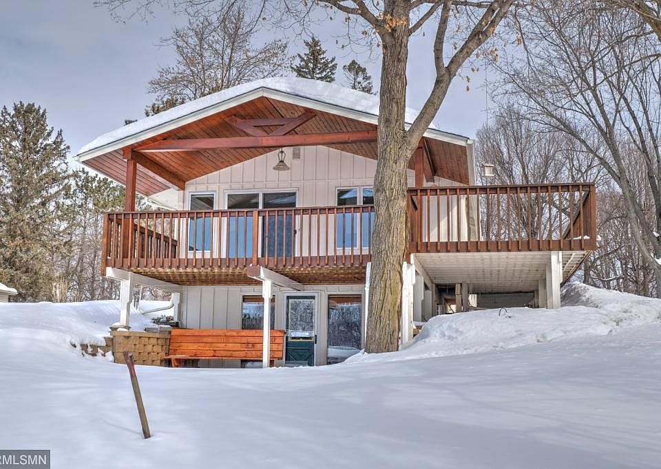 1st image of 50596 Shorewood Cir