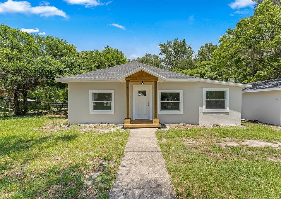 1st image of 221 W BERESFORD AVENUE