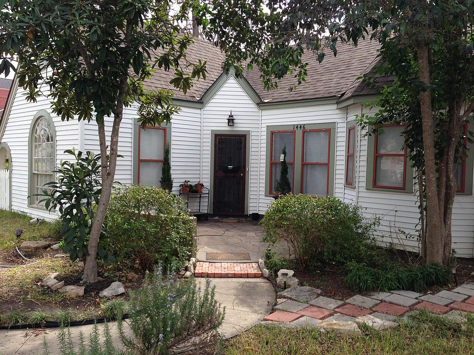 1st image of 1446 W Lynwood Ave
