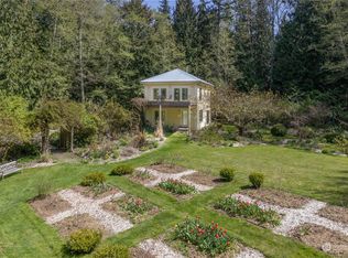423 Thunder Rd, Port Townsend, WA 98368