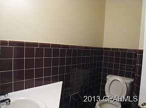 3rd image of 302 Sedgefield Dr