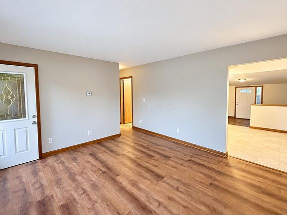 3rd image of 534 Clinton St