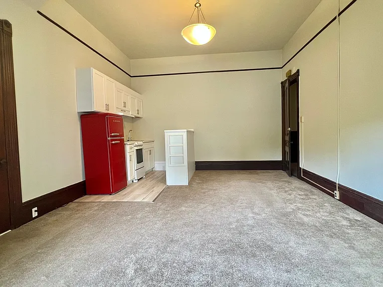 placement-1423Central — Photo 9