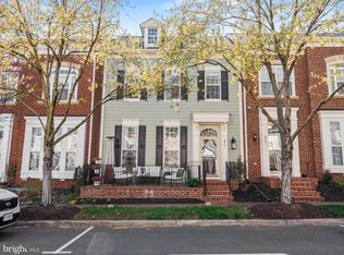 811 Monument Ave, Woodbridge, VA