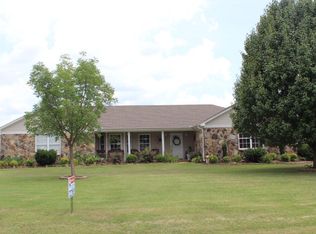 428 Belview Dr, Killen, AL 35645