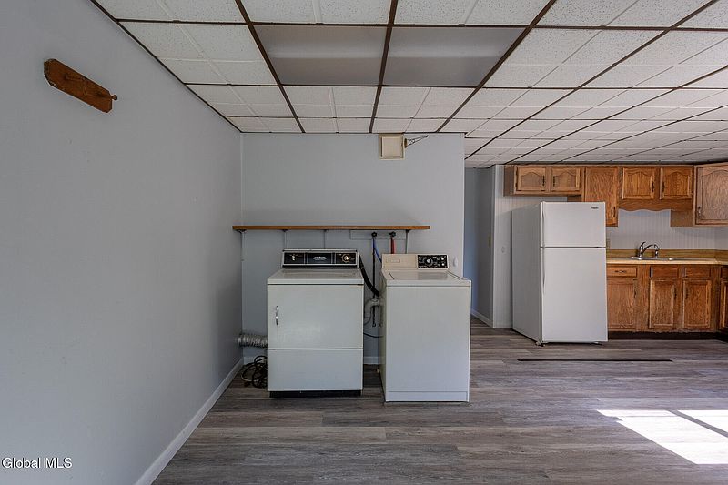 3rd image of 1828 Pawtucket Avenue
