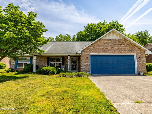 1510 Cavalier Dr, Maryville, TN 37803