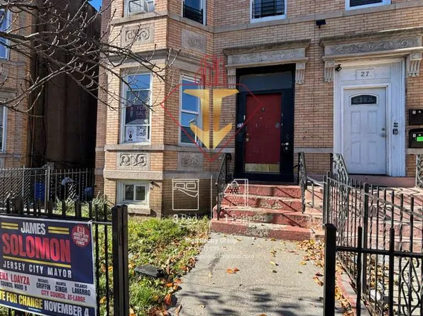 25 Bergen Avenue image 1 of 12