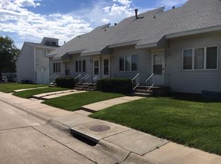 2907 W John St APT 3, Grand Island, NE 68803
