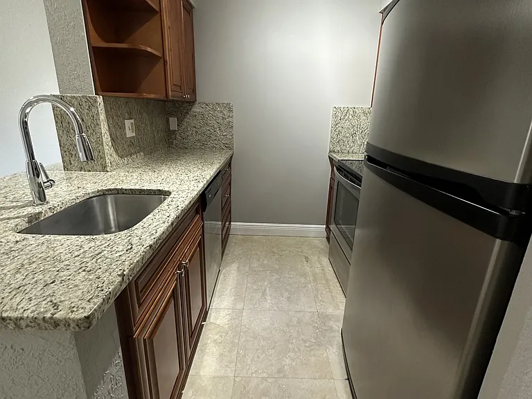 2841 N Oakland Forest Dr #207 — Photo 6