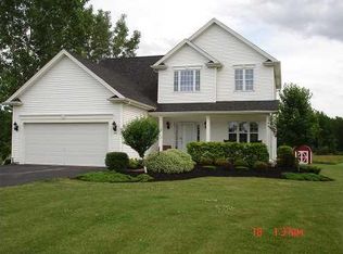 6652 Wick Rd, Lockport, NY 14094