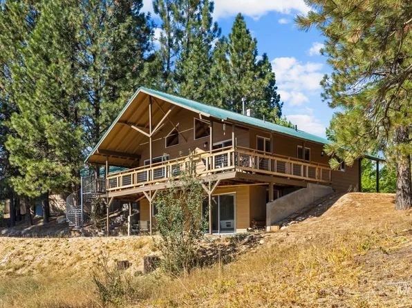 35 Rainbow Rdg, Garden Valley, ID 83622