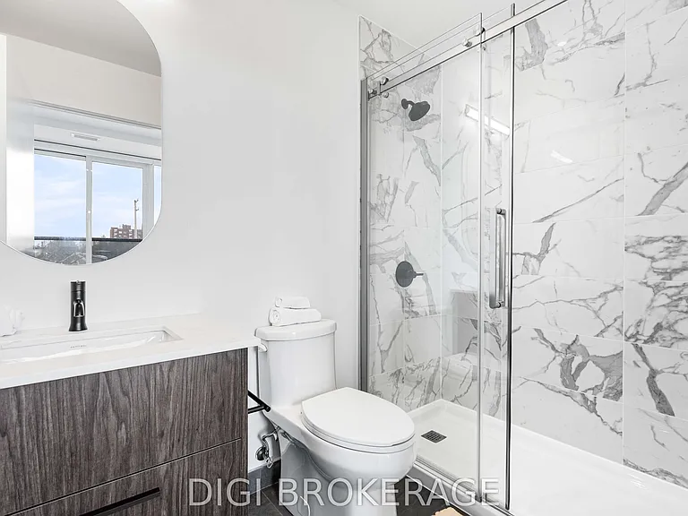 560 Rideau St #303 — Photo 24