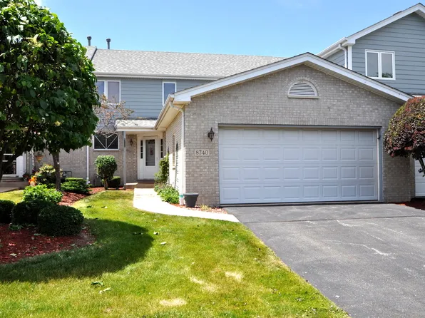 8740 Ballycastle Ln, Tinley Park, IL 60487