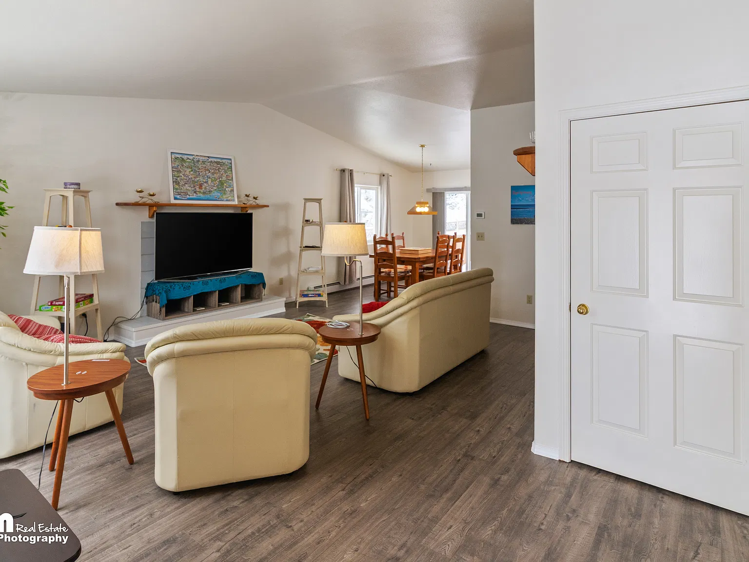 3 bed, 1704 sqft, $2,900 — Photo 2