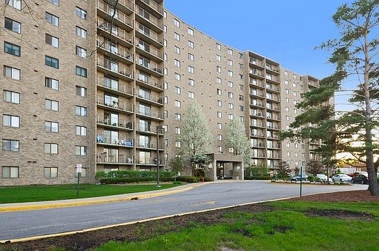 1st image of 6340 Americana Dr APT 317