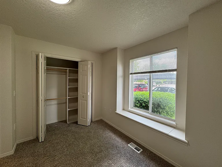 4301 W Rose Hill St #201 — Photo 15