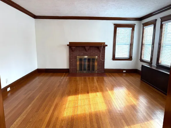 234 Brook Rd #1, Milton, MA 02186