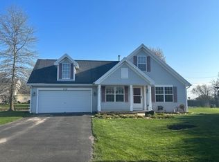 416 Wedgewood Ln, Belvidere, IL 61008