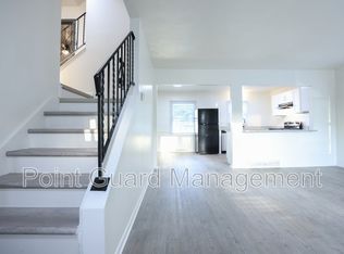 5917-5919 Fort St #5917, Omaha, NE 68104